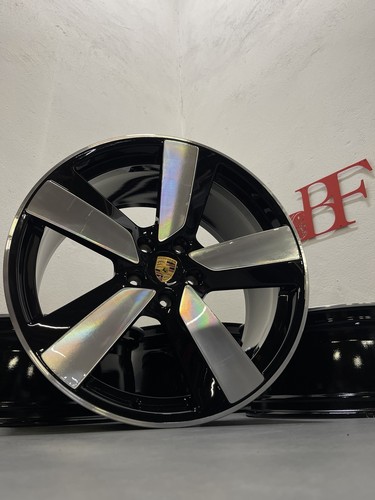 Original Porsche Macan Electric Felgen 22 Zoll H2 95C601025BH 95C601025BJ