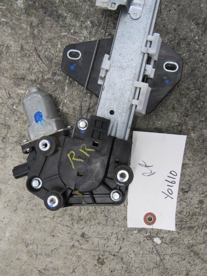 2015 Honda Crosstour right passenger rear back door power window regulator motor - Image 3 of 4