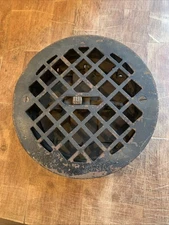 Vintage 8" OD Round Cast Iron Floor Heating Grate with Working Louvers 7" ID