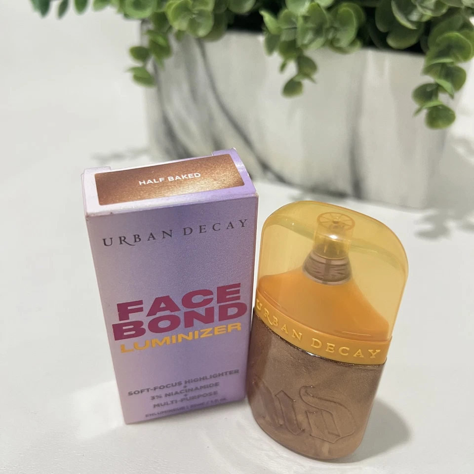 Luminizador Urbay Decay Face Bond - MEDIO HORNEADO - 30 ml/1 fl. oz Foto 2 de 4