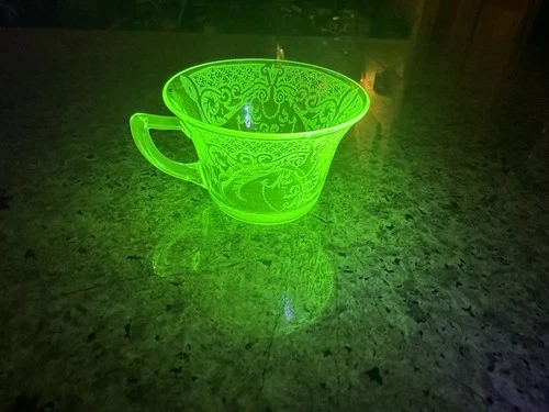 uranium glass  depression era cup