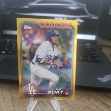 2024 Topps Series 1  Max Muncy Gold Refractor #314