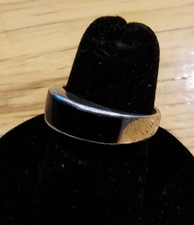 Vintage Sterling Silver and Onyx Ring size 6.5 clean sleek beautiful classy