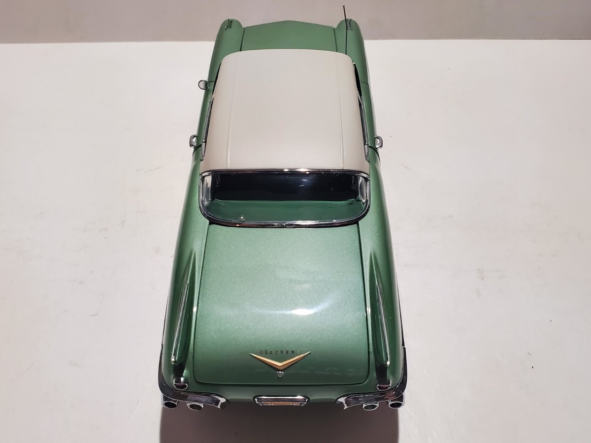 Danbury Mint 1957 Cadillac Eldorado Seville Limited 1:24 Scale