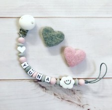 Nuckelkette Bow Pacifier Chain with Name White Light Grey Pink Clouds
