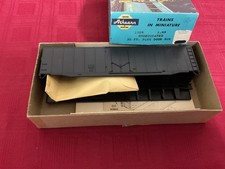 ATHEARN HO-SCALE 50’ UNDECORATED PLUG DOOR BOX CAR KIT #1329 BRAND NEW!!! 🚂