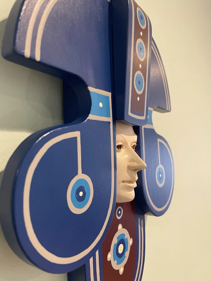 Escultura de pared azul inspirada en Tron Art Nouveau Deco de la década de 1987 JW Eaton con cara Foto 2 de 4