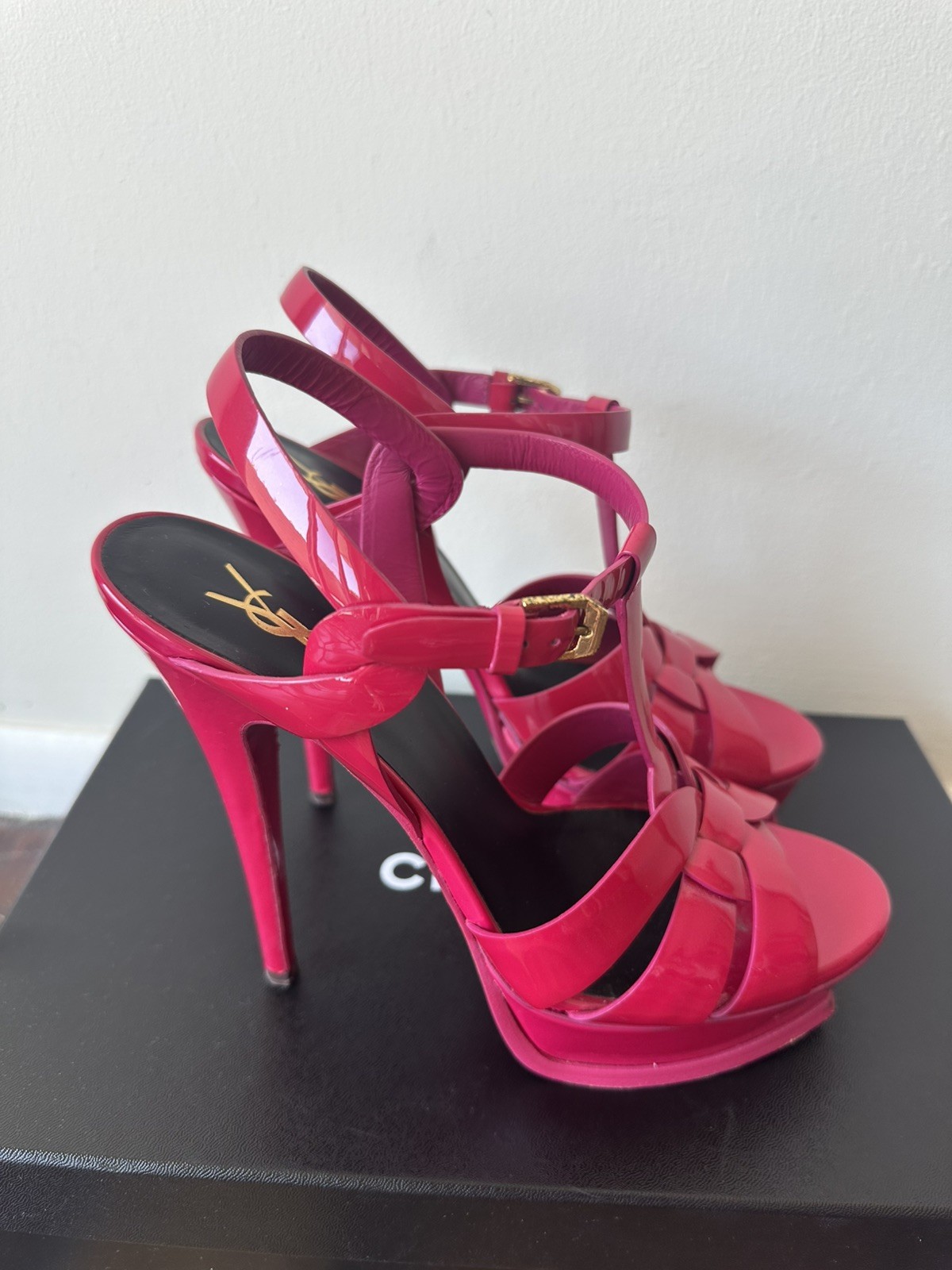 Sandali YSL Yves Saint Laurent omaggio rosa vernice plateau tacco alto 39