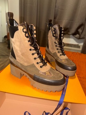 louis vuitton monogram Laureate Platform Desert Boot
