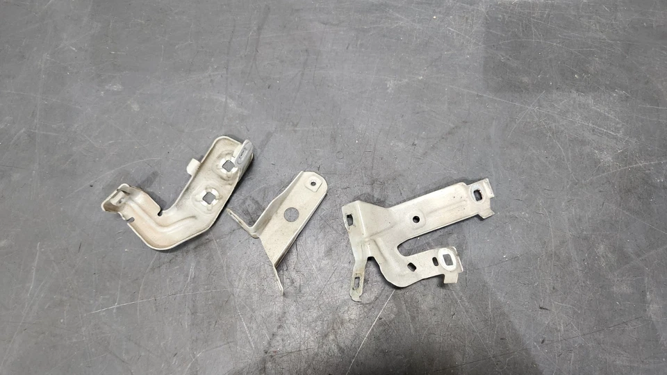 ✅ 12-20 OEM BMW F30 F32 F33 F36 335 Guardabarros delantero derecho Soporte Juego Foto 4 de 4