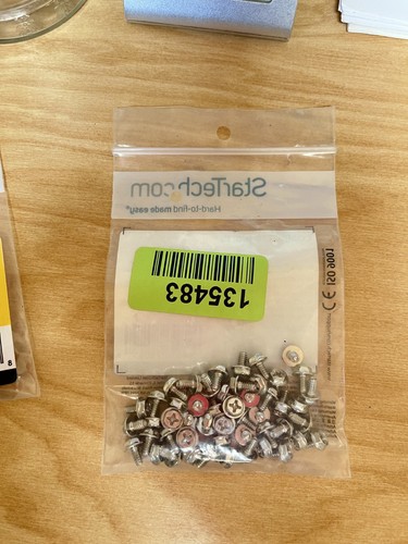 NIP Set of 17 PKG's StarTech Computer Replacement Case Screws 6-32 .25 850 Count - Afbeelding 6 van 12