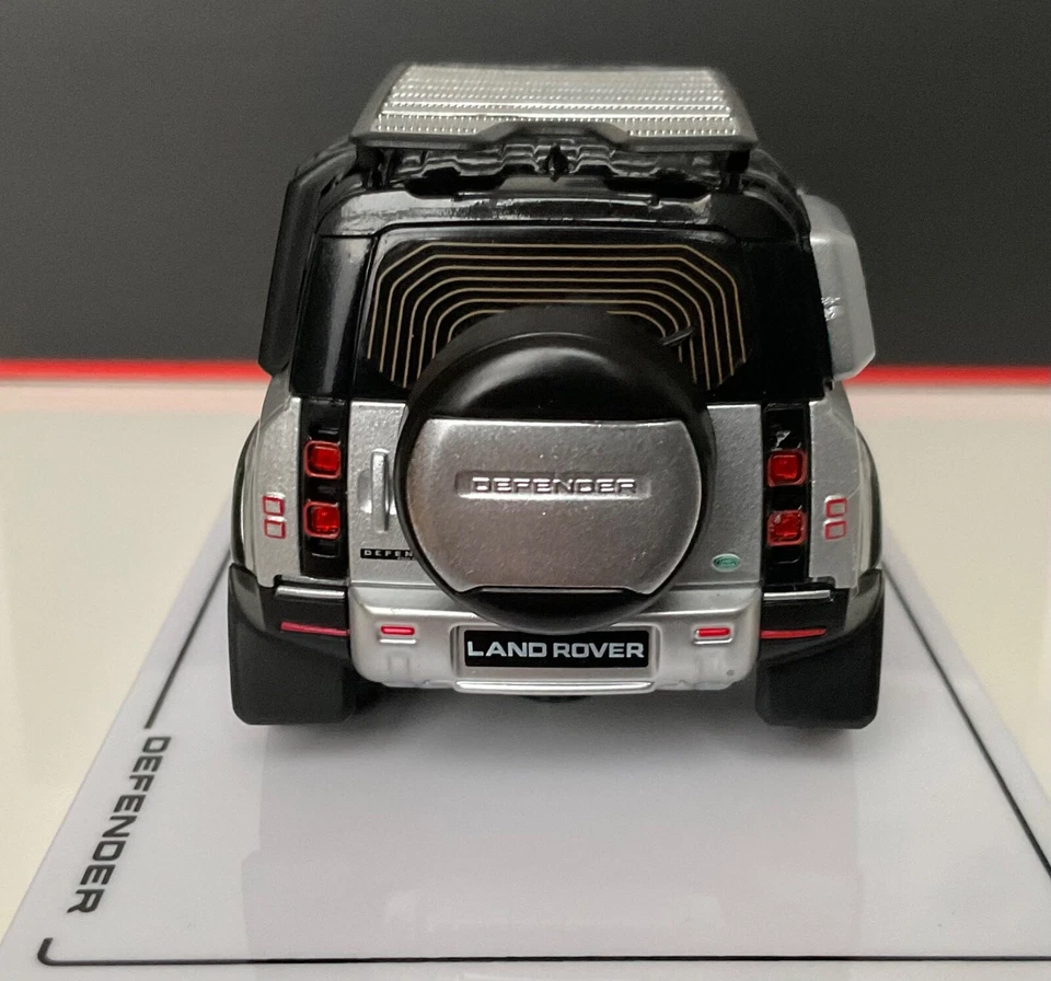 Land Rover New Defender 110 Explorer Pro 2020 1/43 Truescale - Immagine 3 di 4