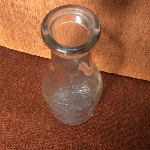 Vintage Embossed CAPITAL DAIRIES DAIRY Quart Glass Milk Bottle - Picture 8 of 11