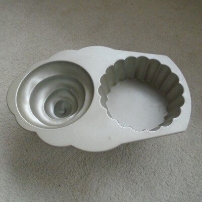 Nordic Ware The Great Cupcake Form Riesige Kuchenform Brötchenform Schwerer Guss Inc UK P+P