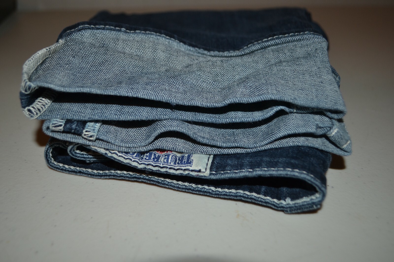 True Religion Women's Knee Length Embellished U Pocket Flaps Denim Shorts Sz 26 thumbnail 11