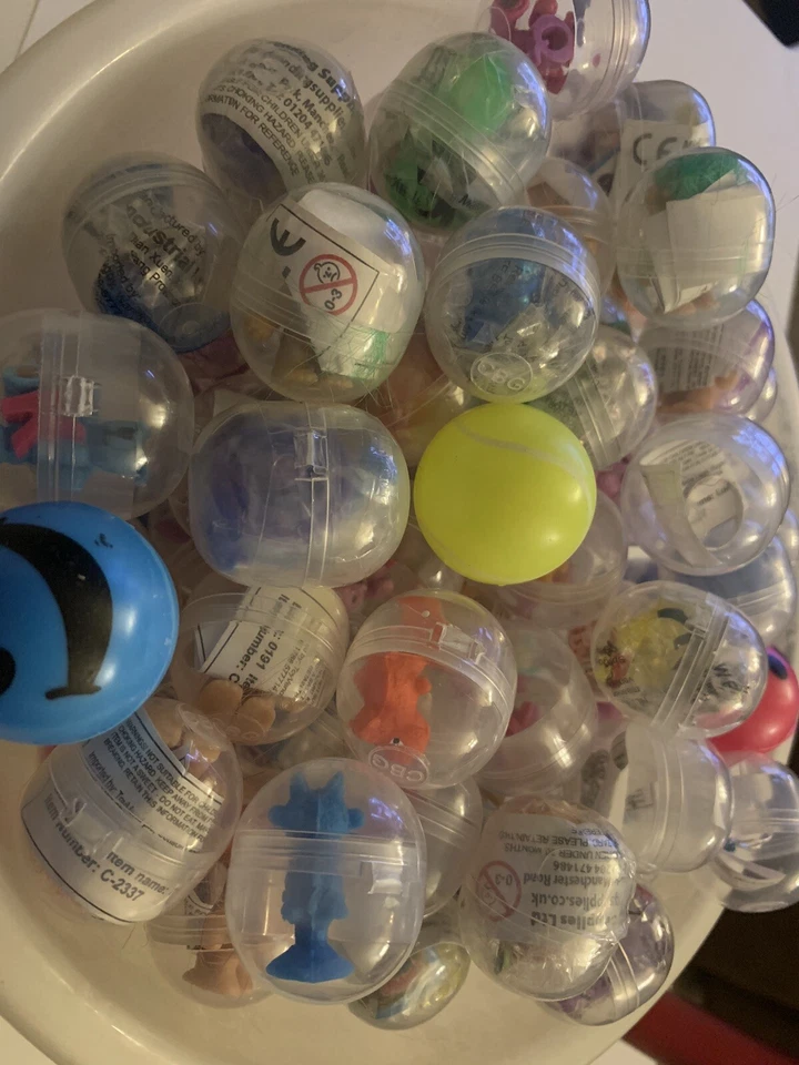 50 X Toy Filled capsules (mixed toys) - VENDING MACHINE STOCK REFILLS 28-32mm