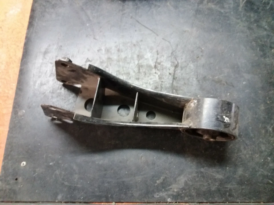 HYUNDAI EXCEL SCOUPE X3 PONY MOTOR MONTAJE OEM GENUINO 21851-24700 Foto 3 de 4