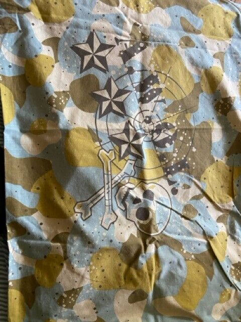 Picture 1 of 8