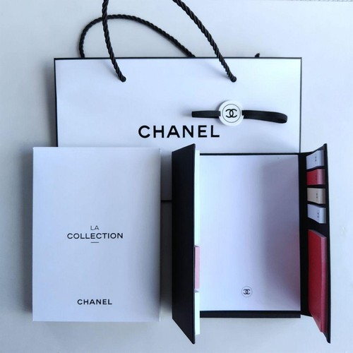 Chanel LA COLLECTION 2024 Haftnotizen Memo Pad und Bleistift Set Neuheit Japan Kostenloser Versand - Bild 2 von 14