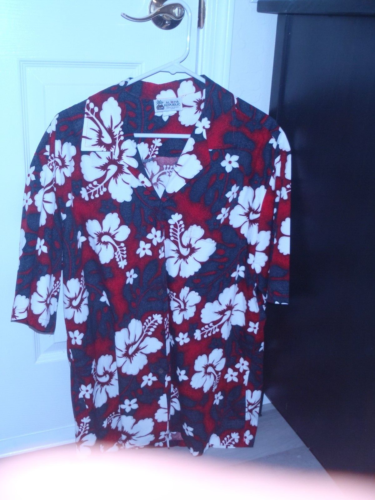 Vintage Aloha Republic Made in Hawaii USA Red Field with White Flower