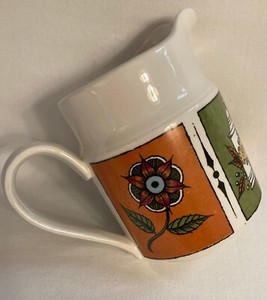 VINTAGE HOLT-HOWARD PITCHER 1964, FLOWERS, ROOSTER, SPICE, 5.5" TALL, 4.5" WIDE