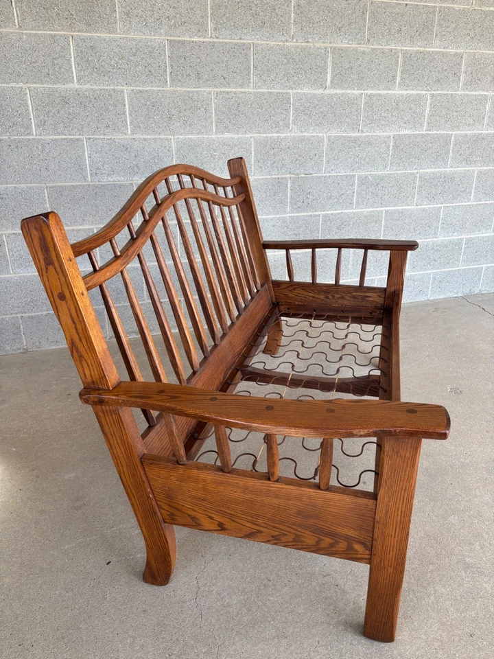 HUNT COUNTRY FURNITURE LIGHT OAK SHAKER STYLE PADDLE ARM SETTEE - LOVESEAT - Image 4 of 4