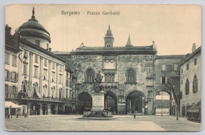 Bergamo Piazza Garibaldi Italy 1917 Vintage Postcard Monument