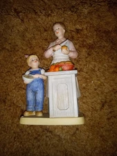 1S Very Nice Denim Days Helping Mom 8821 Homco Home Interiors 1985 Never Display