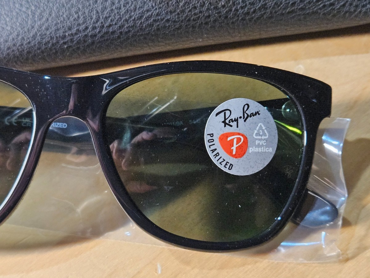 Ray-Ban RB4184 Original Wayfarer Black / Green Polarized NEW #D0-1
