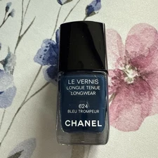 Chanel Le Vernis Longwear Nail Polish - 624 Bleu Trompeur Blue