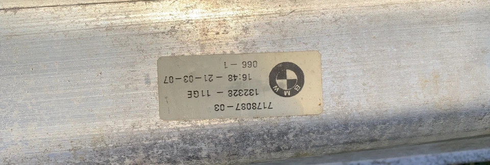 BMW SERIE 5 528I 535I 550I 2004-2009 BARRA DE REFUERZO DELANTERA OEM de fábrica Foto 4 de 4