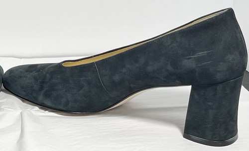 Nine West Navy Suede Leather Heels All Leather Upper 3” Heel Size 9 M. - Picture 5 of 8