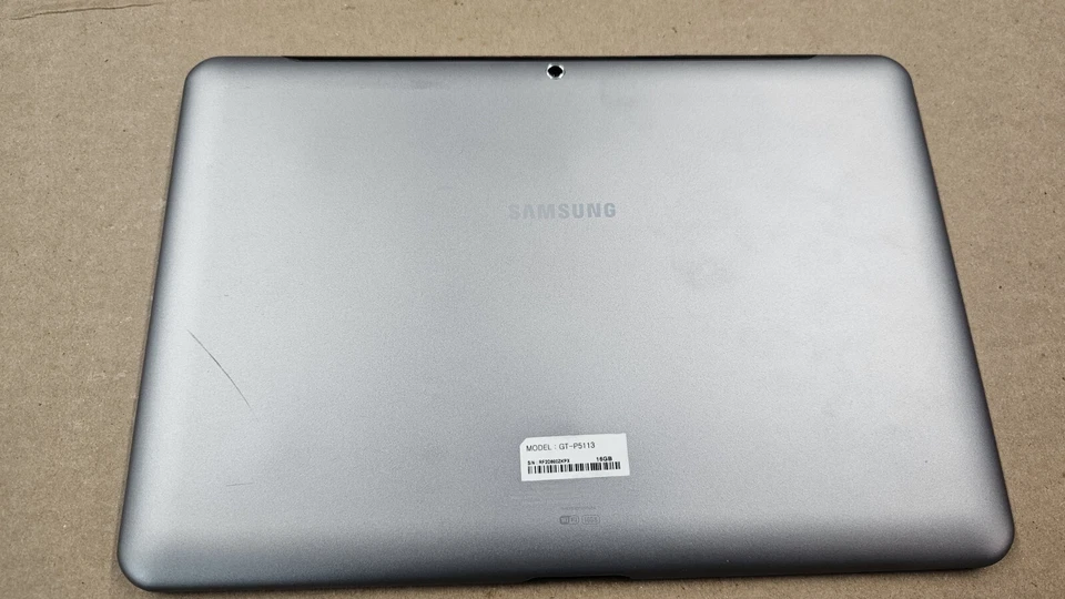Samsung - Galaxy Tab 2 10.1 - 16GB - Titanium Silver - GT-P5113 - Image 3 of 4
