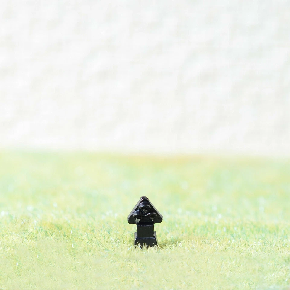 1 x N scale model train European block dwarf signal railway LED 2 bottom red - Image 2 of 3