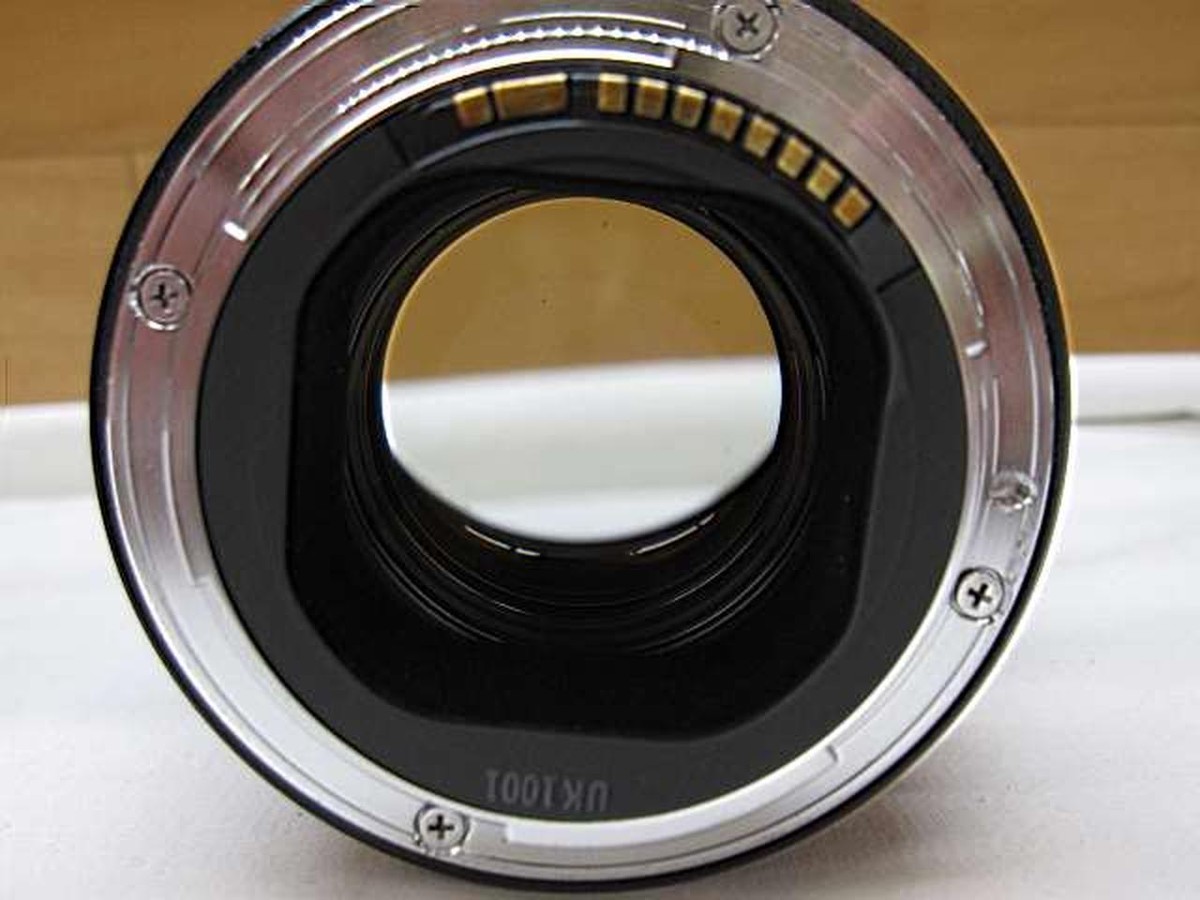 Canon Ef135Mm F2L Usm Standard Medium Telephoto Single Focus Canon Ef135Mm F2L Usm Standard Medium Telephoto Single Focus