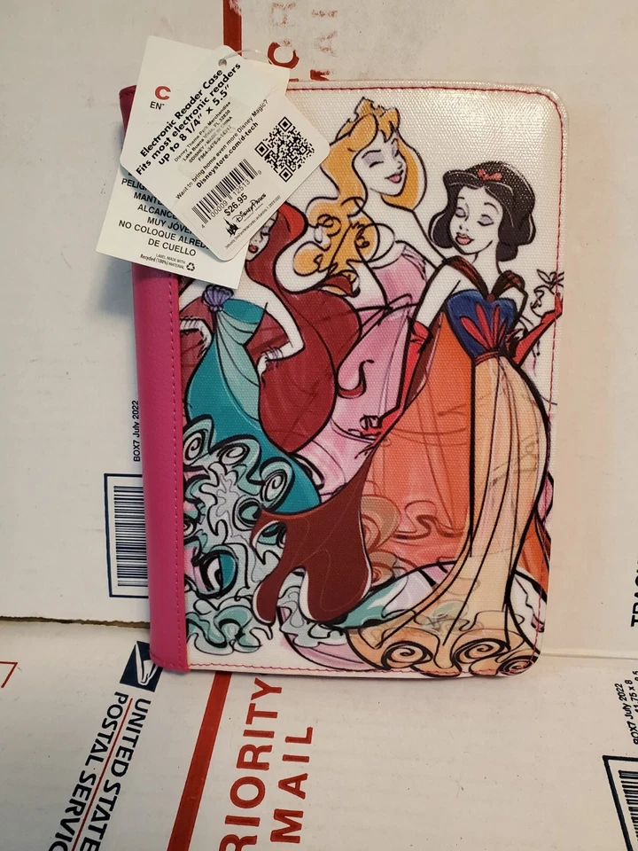 Disney Princess Designer Tablet Case 5 X 7/8" NWT Disney Parks - Image 2 of 4