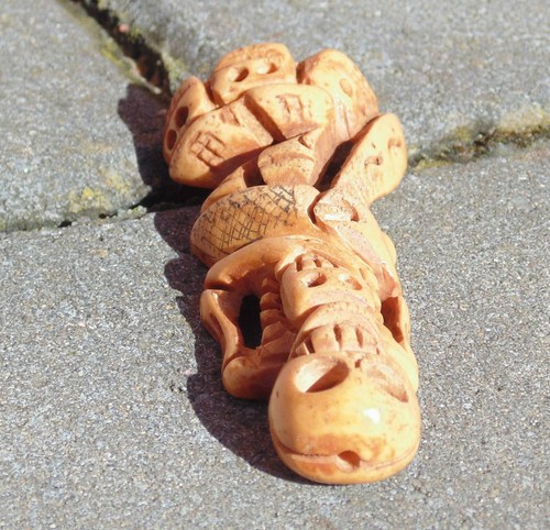 (#1399) Colgante esqueleto bovino oriental netsuke - Imagen 7 de 7