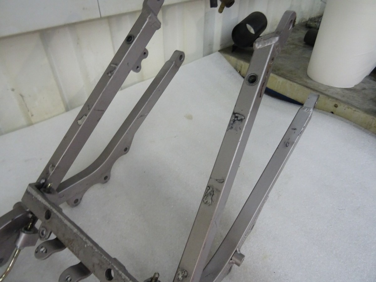 E8. Kawasaki ZXR 750 Rear Frame Center Rear Subframe | eBay