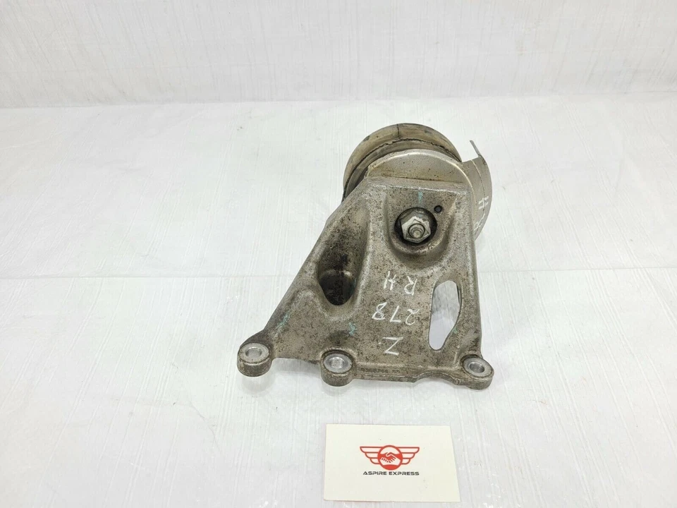 2005-2011 Cadillac STS Engine Motor Mount & Bracket Right Side RWD OEM 25971089 - Image 4 of 4