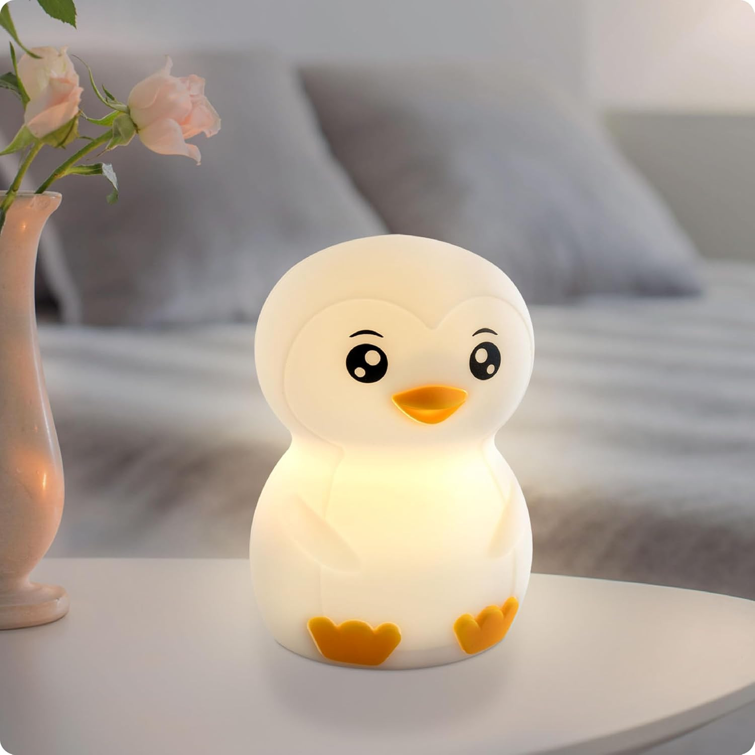 Recensione Luce Notturna Pinguino: Design Silicone e Batteria USB