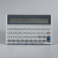 WordFinder 224 Electronic Dictionary Thesaurus Vintage Selectronics