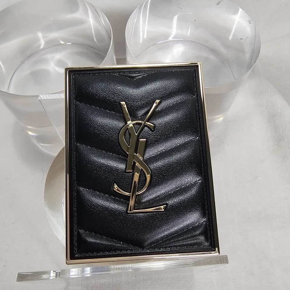 YSL Mini Clutch 4 quad eyeshadow pallette NIB - Image 2 of 4