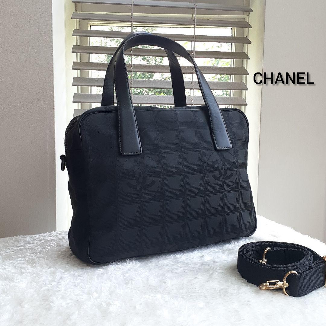 CHANEL Neutravel Line 2-Way Shoulder Handbag in Black
