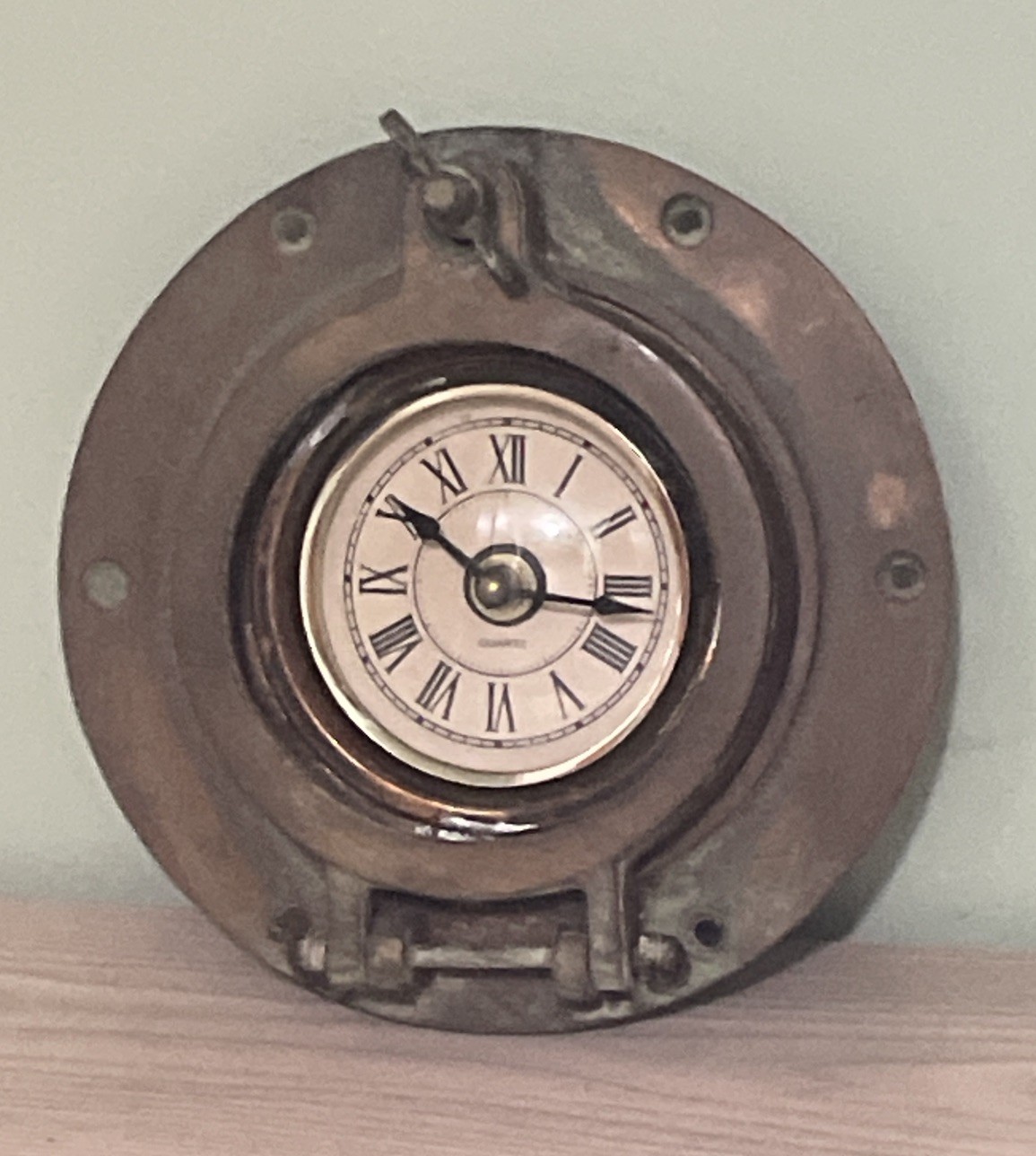 Vintage Nautical Porthole Wall Clock Brass Metal Ship Style Roman Numeral