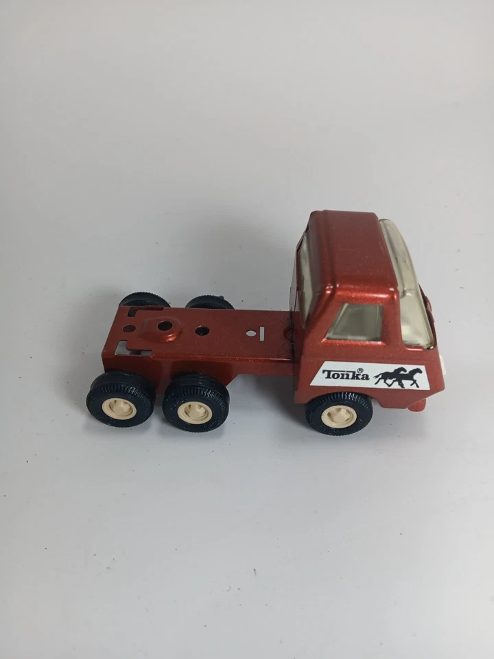 Semirremolque de transporte de caballos Tonka vintage de los años 70 y remolque de ganado acero prensado Foto 3 de 4