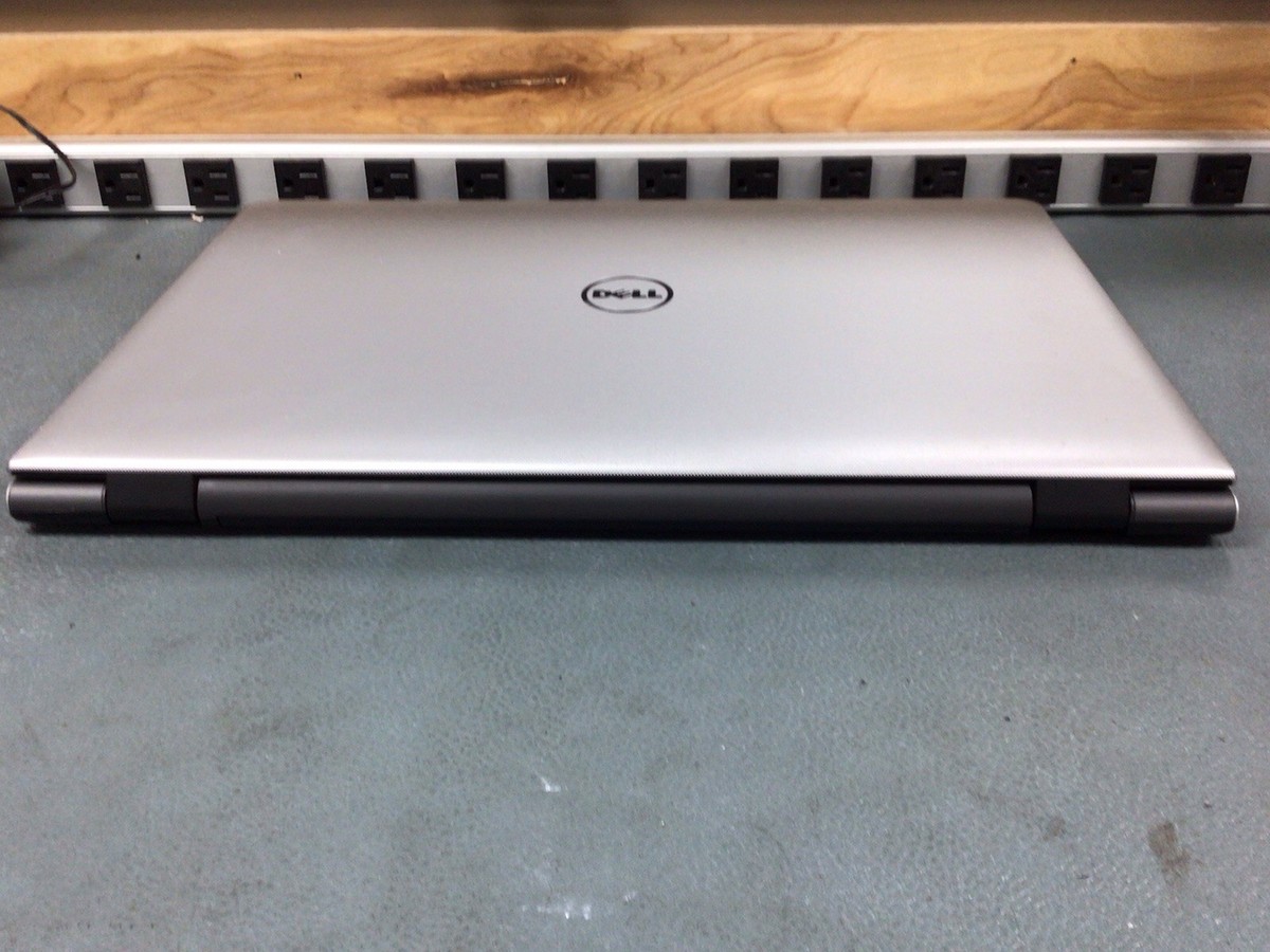 Dell Inspiron 17 5000 Series 17.3” TTYFJA00 | Intel i7 | 8gb Ram