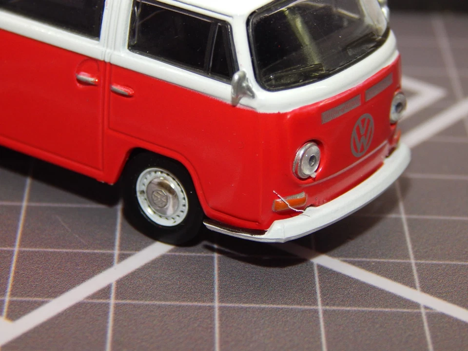'68 1968 VW Volkswagen автобус тип 2 яркий красный белый крыша RR 1/64 диорама копия - Изображение 3 из 4