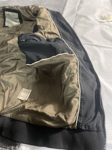 Large Men’s Wear Rainforest Jacket - Picture 9 of 15
