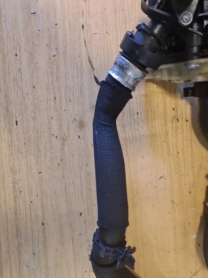 2016 PEUGEOT 308 2.0 HDI AHR TERMOSTATO + CARCAÇA + TUBOS DE REFRIGERANTE 9849443980 - Imagem 3 de 4