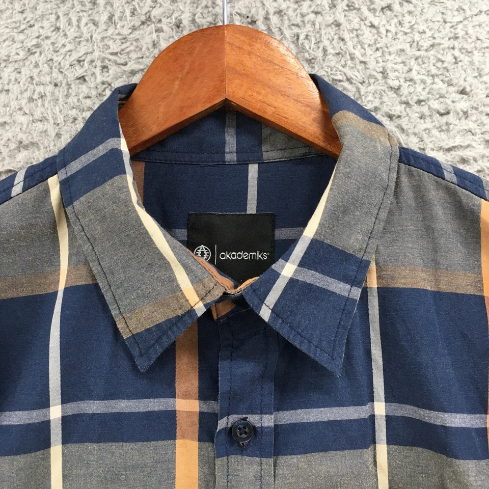 Camisa de franela manga larga Akademiks para hombre XL multicolor bolsillos a cuadros con botones Foto 3 de 4